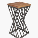 Scaun de bar industrial, metal rasucit cu patina si lemn natur SB5